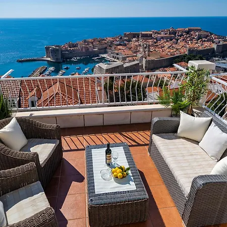 Dream View *