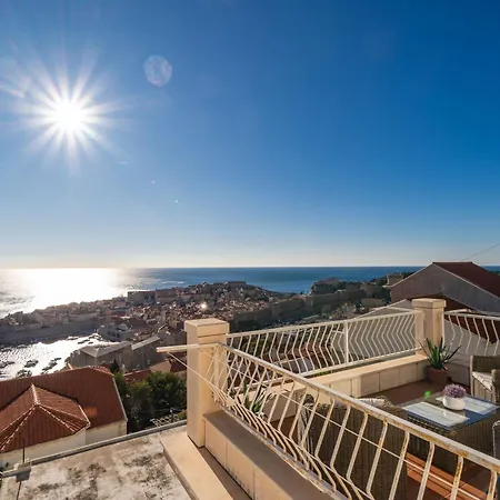 Dream View * دوبروفينك